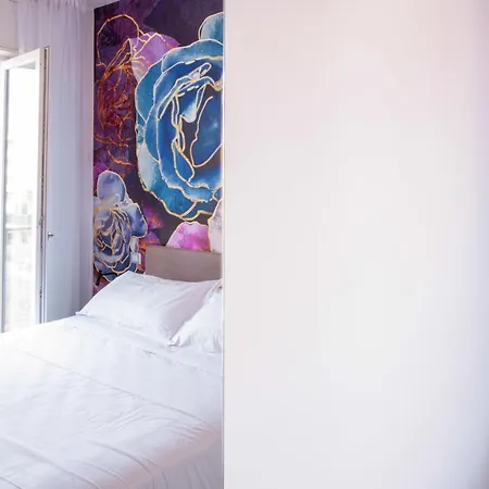 Lilium Maris Hotell