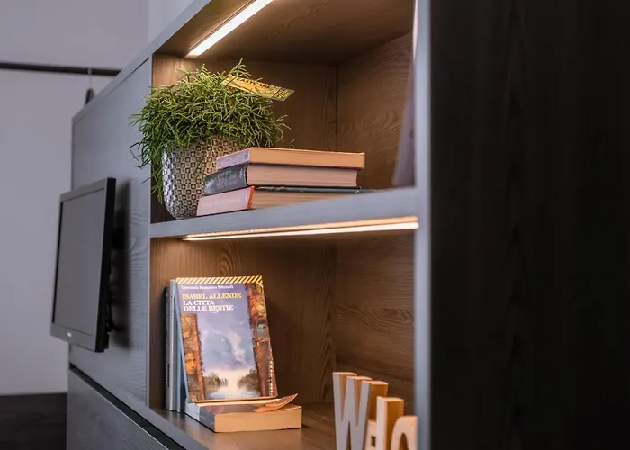 Lilium Maris Hotel *