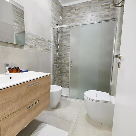 Lilium Maris Hotel *