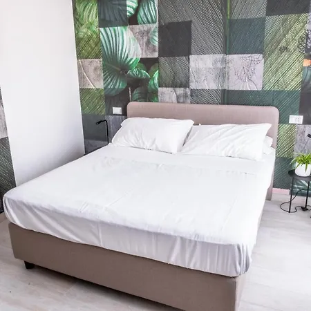 Lilium Maris Hotel *