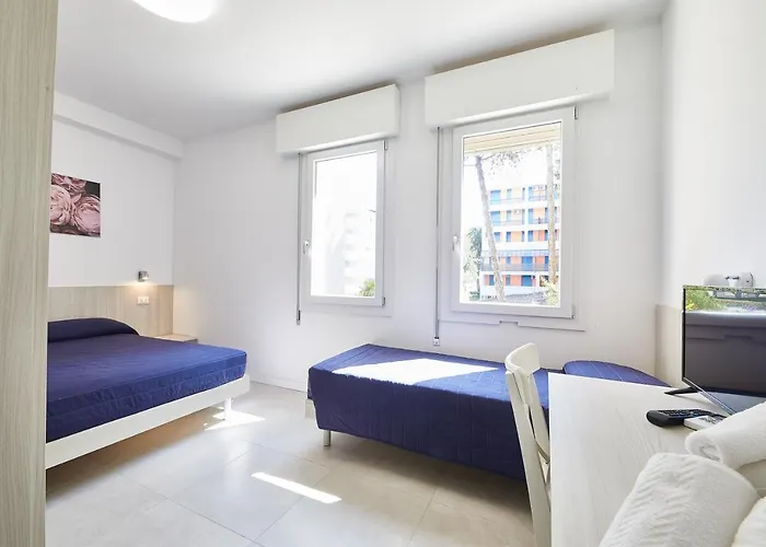 Lilium Maris Hotel *